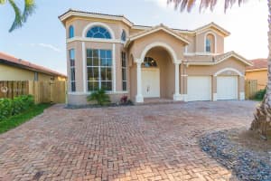 16382 SW 53rd Terrace, Miami, FL 33185, Sold 08/01/18
