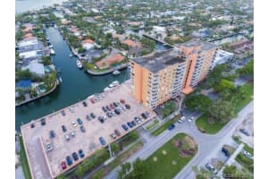 2450 NE 135th St, North Miami, FL 33181, Sold 04/30/18