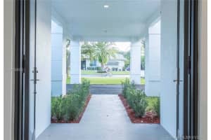 12029 SW 75th St, Miami, FL 33183, Sold 03/23/18