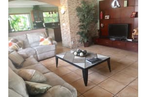 20815 NW 15th St, Pembroke Pines, FL 33029, Sold 03/26/18