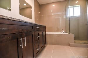 20461 SW 320th St, Homestead, FL 33030, Sold 10/26/18