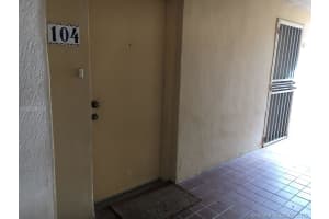 450 W Park Dr, Miami, FL 33172, Sold 07/10/18