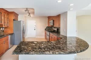 9800 W Bay Harbor Dr, Bay Harbor Islands, FL 33154, Sold 10/30/18