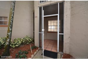 365 SW 86th Ave, Pembroke Pines, FL 33025, Sold 03/13/18