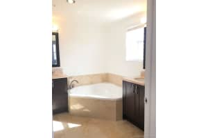 118 Zamora Ave, Coral Gables, FL 33134, Sold 05/21/18