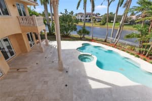 3860 Windmill Lakes Rd, Weston, FL 33332, Sold 10/11/18