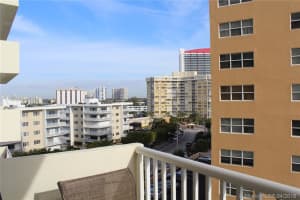 137 Golden Isles Dr, Hallandale Beach, FL 33009, Sold 06/18/18