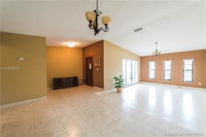 18860 NW 65th Ct, Hialeah, FL 33015, Sold 03/16/18