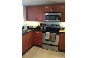 101 E Flagler St, Miami, FL 33131, Sold 07/11/18