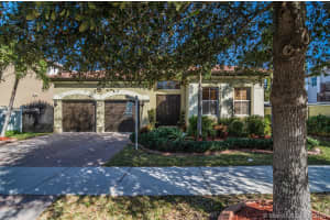 9067 NW 181st St, Hialeah, FL 33018, Sold 05/29/18