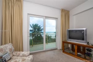 901 S Surf Rd, Hollywood, FL 33019, Sold 07/06/18