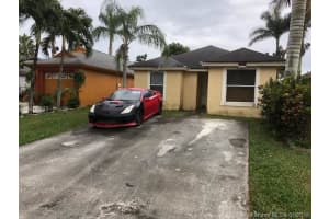 785 SW 10th St, Homestead, FL 33034, Sold 04/13/18