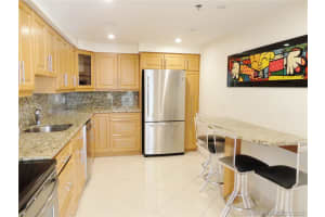 17600 N Bay Rd N701, Sunny Isles Beach, FL 33160, Sold 05/14/18