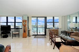 10101 E Bay Harbor Dr, Bay Harbor Islands, FL 33154, Sold 07/23/18