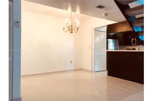 9177 Fontainebleau Blvd, Miami, FL 33172, Sold 04/16/18