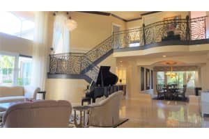 10430 S Lake Vista Cir, Davie, FL 33328, Sold 04/23/18