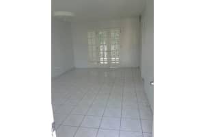 61 Collins Ave, Miami Beach, FL 33139, Sold 05/25/18