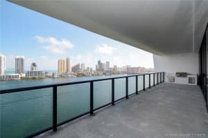 5000 Island Estates Dr, Aventura, FL 33160, Sold 03/16/21