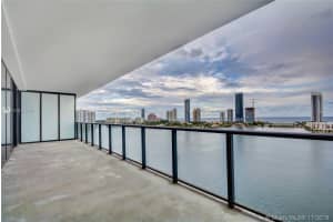 5000 Island Estates Dr, Aventura, FL 33160, Sold 03/16/21