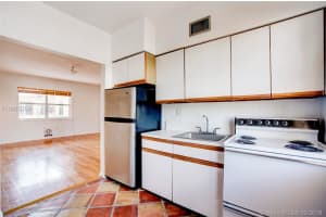 736 13th St, Miami Beach, FL 33139, Sold 03/30/18