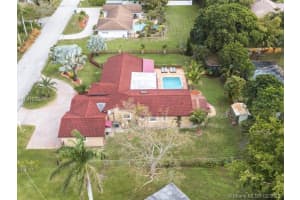 11900 SW 3rd St, Plantation, FL 33325, Sold 05/18/18