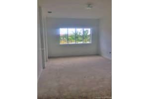 7043 SW 165th Ave, Miami, FL 33193, Sold 04/24/18
