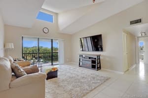 1111 Green Pine Blvd APT A3, West Palm Beach, FL 33409, Sold 04/04/18
