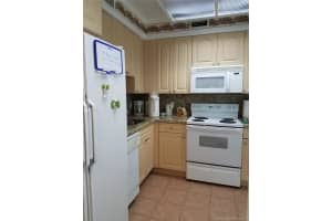 5333 Collins Ave, Miami Beach, FL 33140, Sold 05/17/21