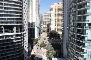 218 SE 14th St, Miami, FL 33131, Sold 04/23/18