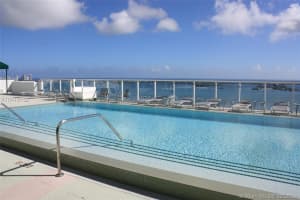 218 SE 14th St, Miami, FL 33131, Sold 04/23/18