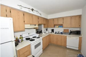 7060 Nova Dr #306c, Davie, FL 33317, Sold 04/30/18