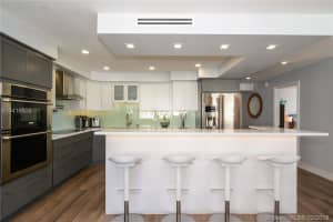 209 N Fort Lauderdale Beach Blvd #6a, Fort Lauderdale, FL 33304, Sold 07/11/18