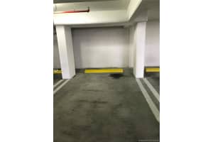 900 SW 8th St #500, Miami, FL 33130, Sold 09/18/18