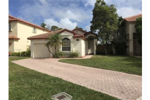 420 Lakeside Cir, Sunrise, FL 33326, Sold 03/12/18