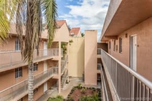 6135 NW 186th St, Hialeah, FL 33015, Sold 05/17/18