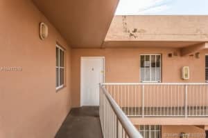 6135 NW 186th St, Hialeah, FL 33015, Sold 05/17/18
