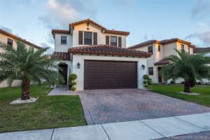 3523 SW 92nd Ave, Pembroke Pines, FL 33025, Sold 03/26/18