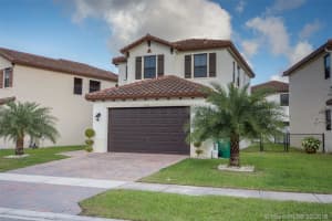 3523 SW 92nd Ave, Pembroke Pines, FL 33025, Sold 03/26/18