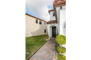 3523 SW 92nd Ave, Pembroke Pines, FL 33025, Sold 03/26/18