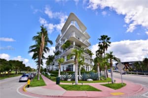 2001 Meridian Ave, Miami Beach, FL 33139, Sold 09/25/18