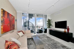 2100 Park Ave, Miami Beach, FL 33139, Sold 09/27/18