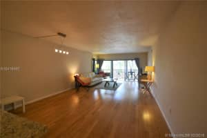 461 Ives Dairy Rd, Miami, FL 33179, Sold 04/30/18