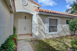 9577 NW 9th Ct, Plantation, FL 33324, Sold 06/26/18