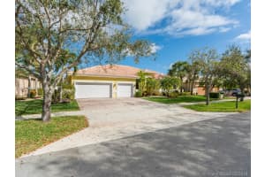 12841 Country Glen Dr, Cooper City, FL 33330, Sold 05/11/18