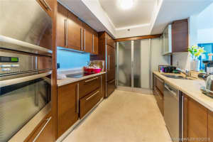450 Alton Rd, Miami Beach, FL 33139, Sold 04/23/18