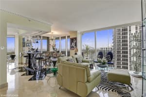 4775 Collins Ave, Miami Beach, FL 33140, Sold 10/22/18