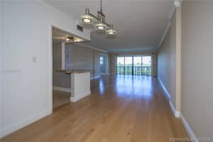 800 NE 195th St, Miami, FL 33179, Sold 04/30/18