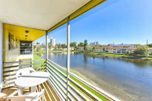 2880 NE 203rd St b35, Aventura, FL 33180, Sold 06/04/18
