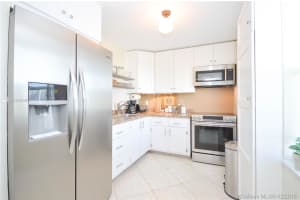 400 NE 14th Ave, Hallandale Beach, FL 33009, Sold 04/06/18