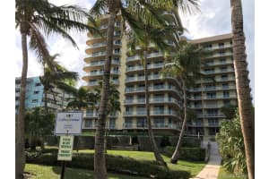 8855 Collins Ave #2h, Surfside, FL 33154, Sold 03/21/18